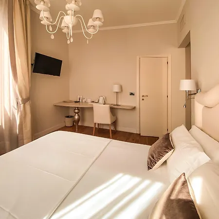 Hotell Sant'andrea 3*